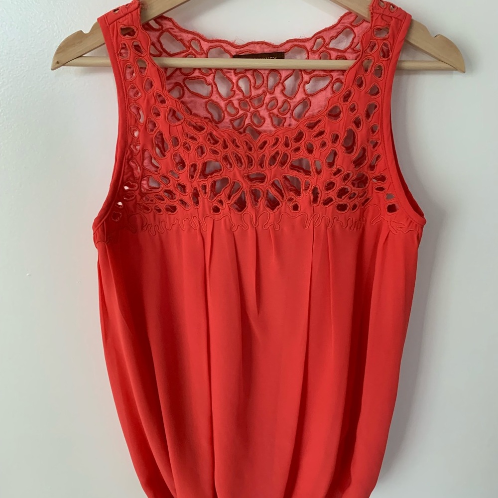 Small coral top